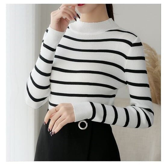 Pull Noir/rayures blanches Femme